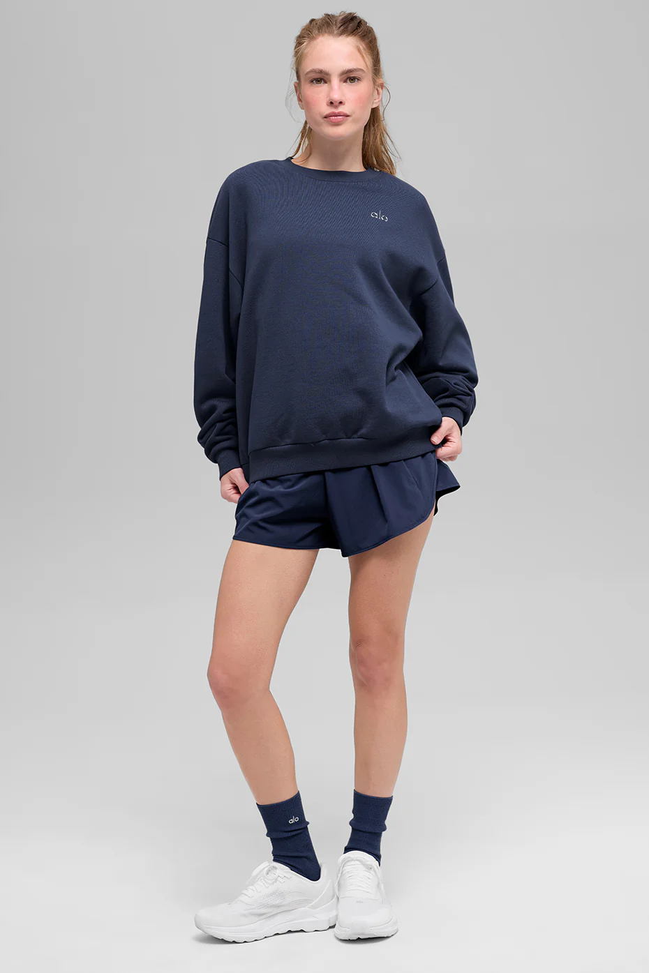 Accolade Crew Neck Pullover - Navy