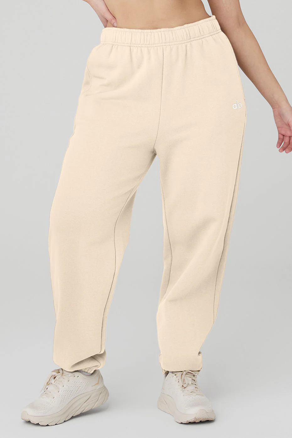Accolade Sweatpant - Macadamia