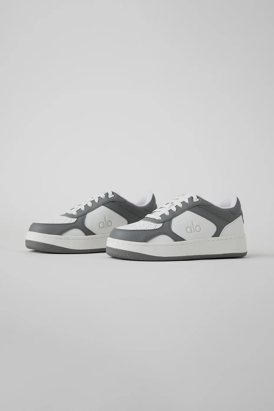 ALO Recovery Mode Sneaker - Grey/White