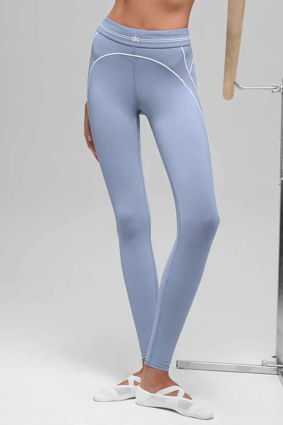 Airbrush High-Waist Heart Throb Legging - Winter Frost/White