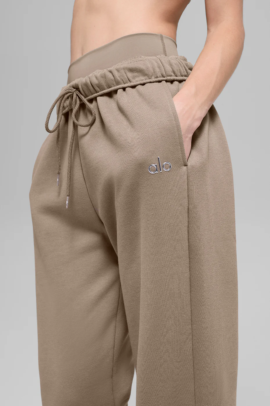 Accolade Straight Leg Sweatpant - Gravel