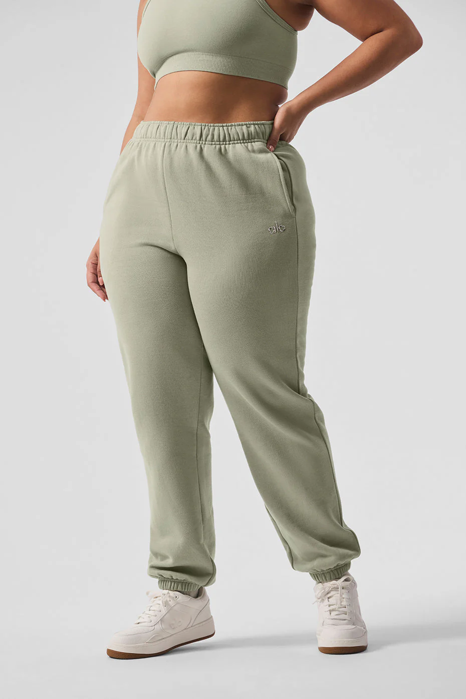 Accolade Sweatpant - Limestone