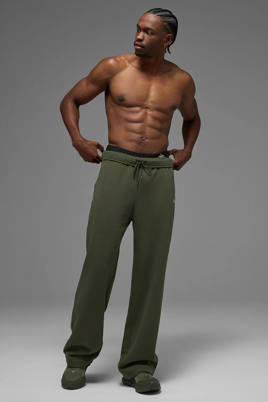 Accolade Straight Leg Sweatpant - Green Olive