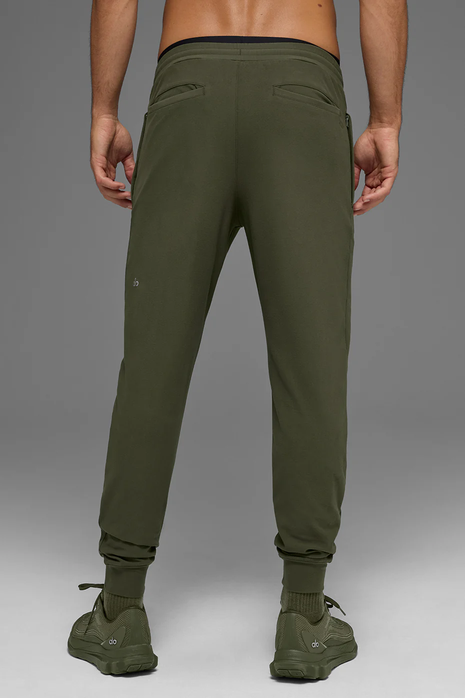 Conquer Max Performance Jogger - Green Olive