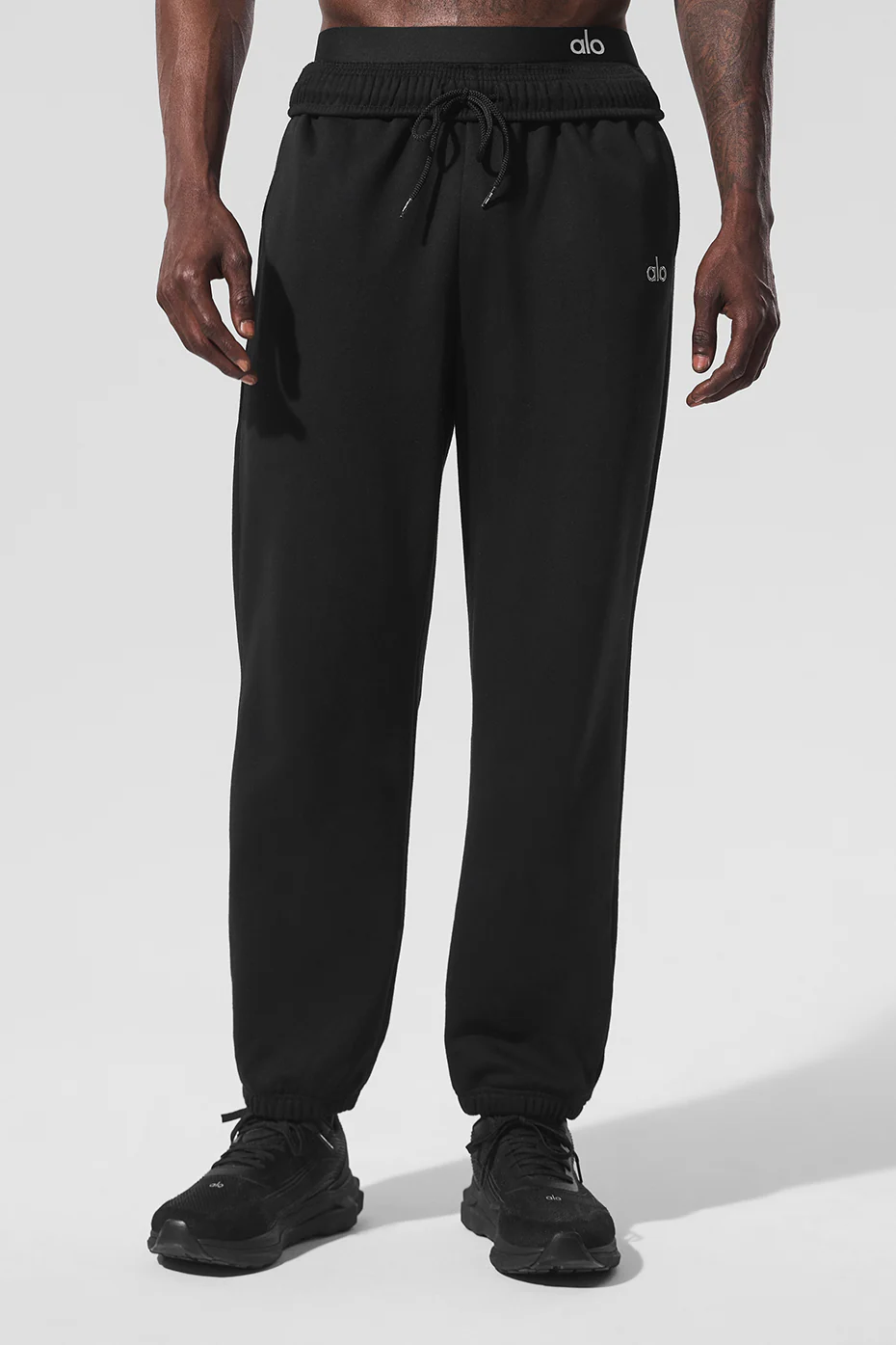 Accolade Sweatpant - Black