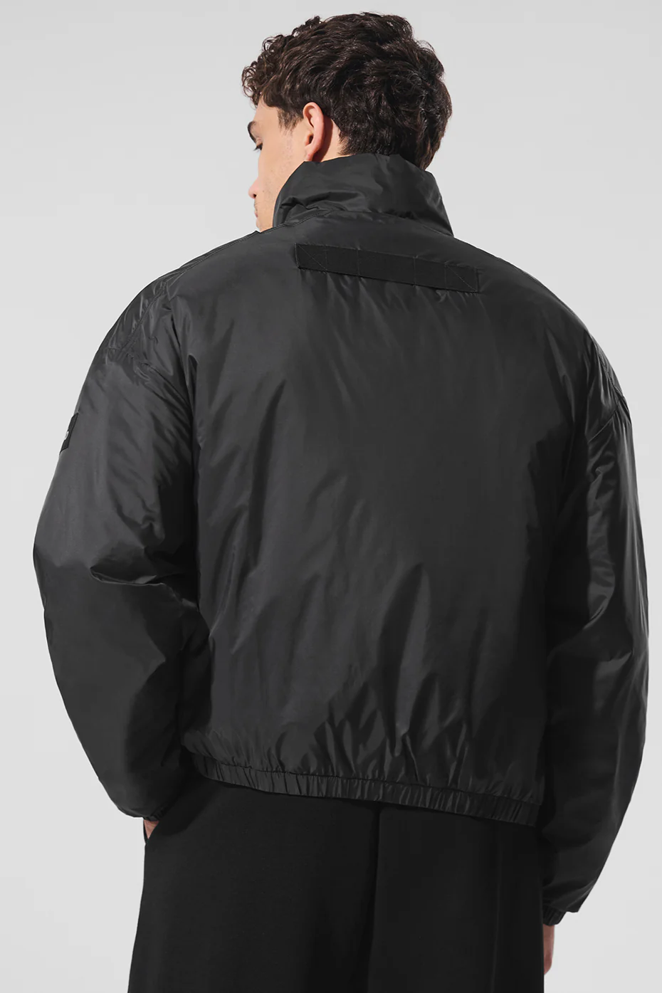 Latitude Light Weight 1/2 Zip Pullover Jacket - Black