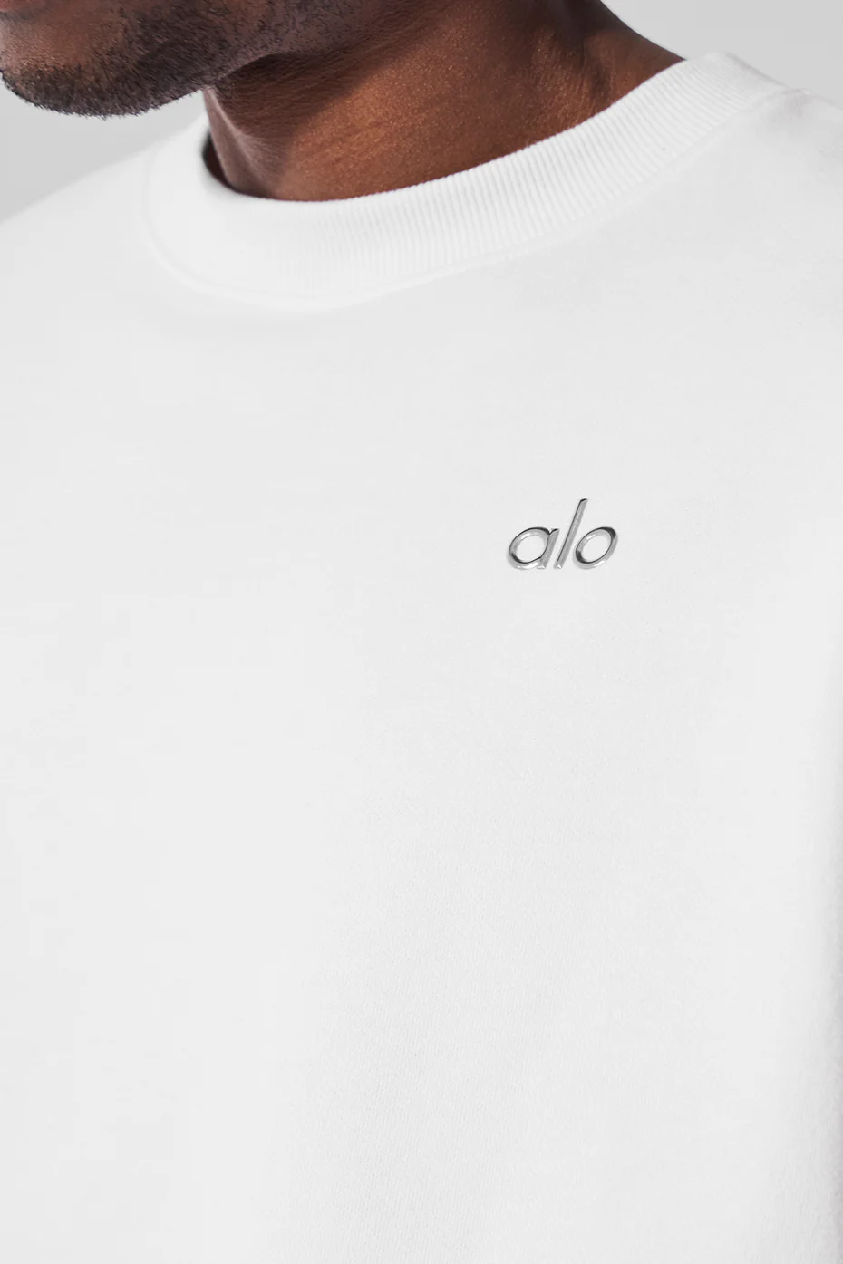 Accolade Crew Neck Pullover - White