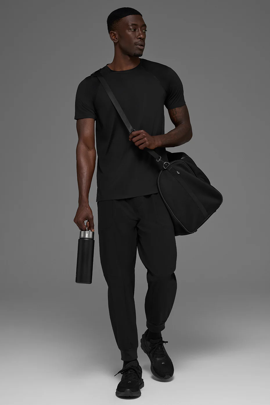 Idol Crewneck Short Sleeve - Black