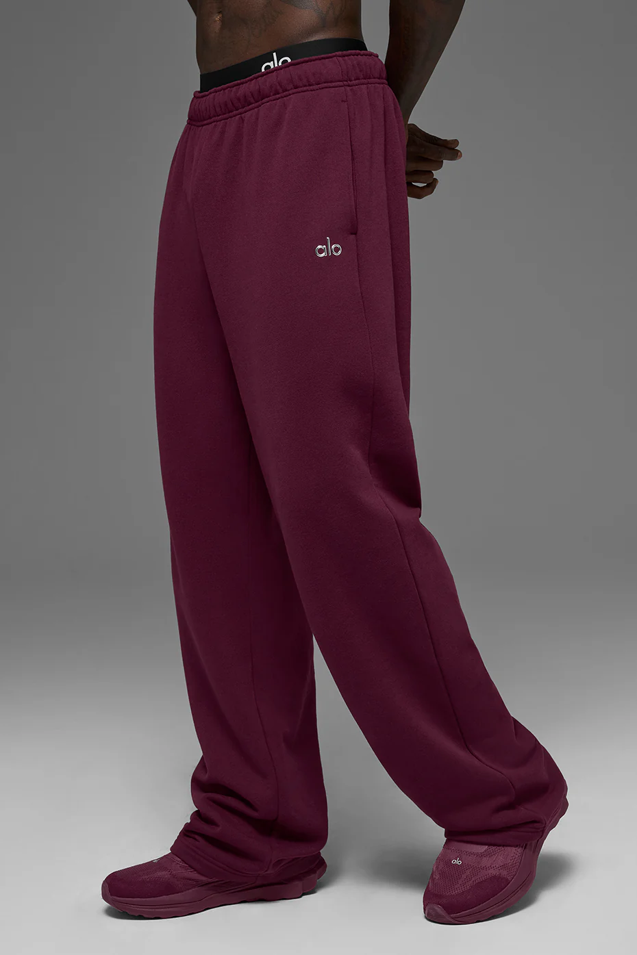 Accolade Straight Leg Sweatpant - Burgundy