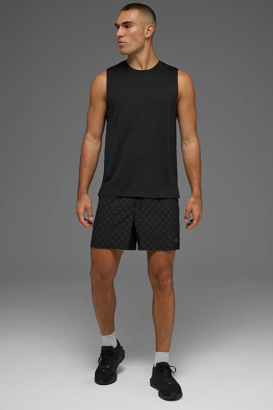 Idol Muscle Tank - Black
