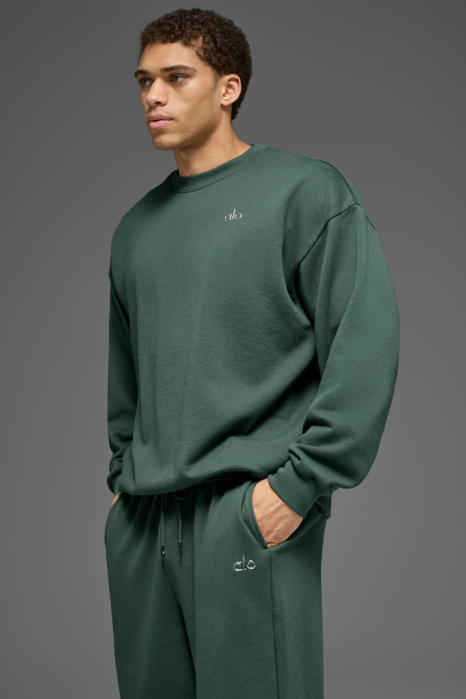 Accolade Crew Neck Pullover - Clover Green
