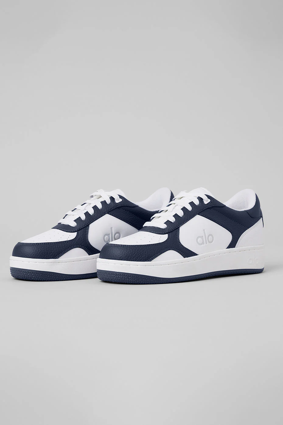 ALO Recovery Mode Sneaker - Navy/White