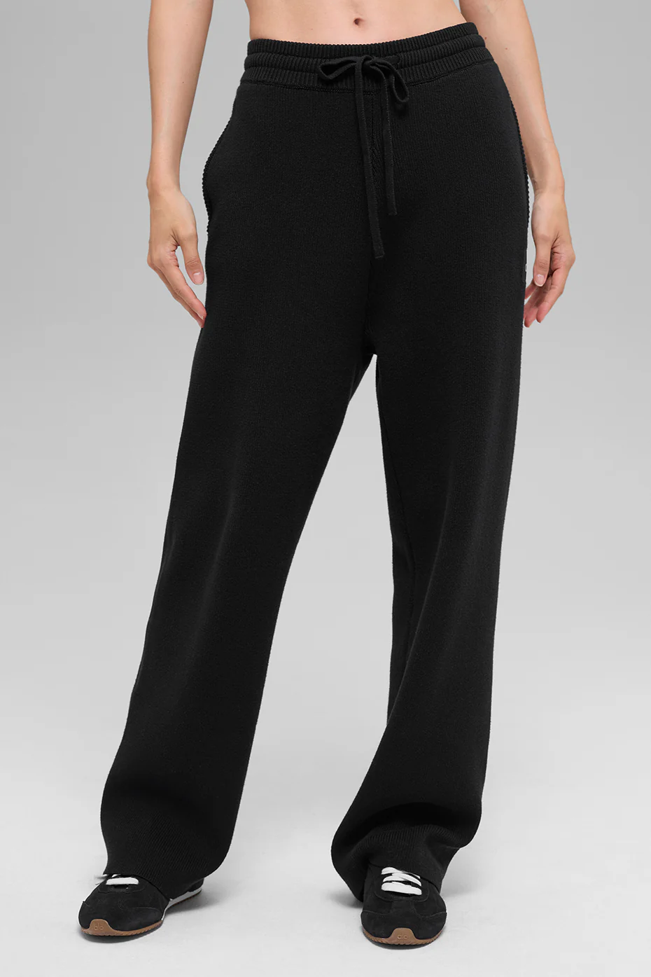 Scholar Straight Leg Sweatpant - Black