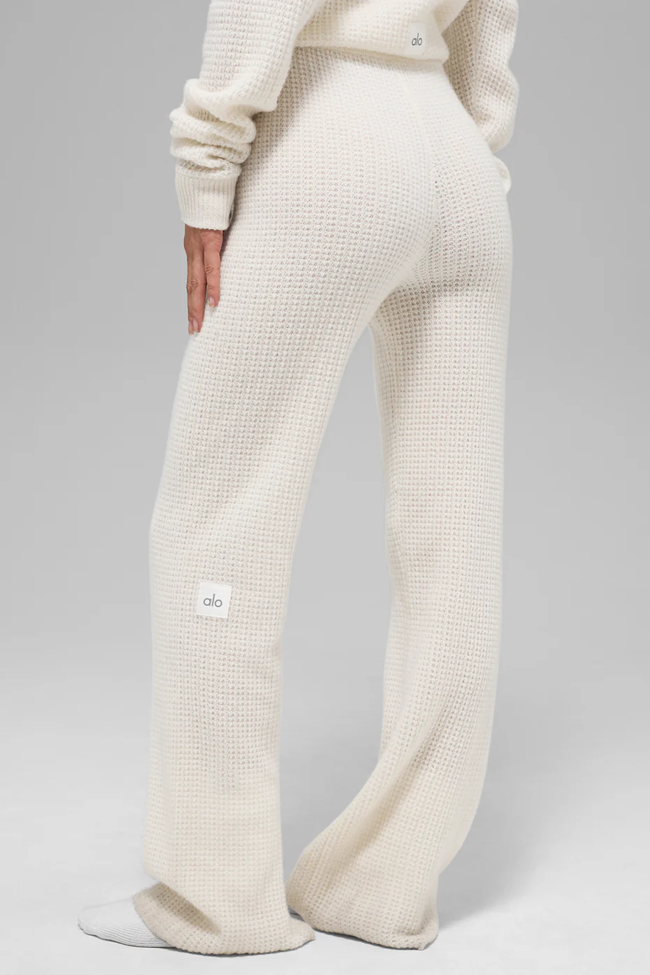 Cashmere High-Waist Plush Waffle Pant - Ivory