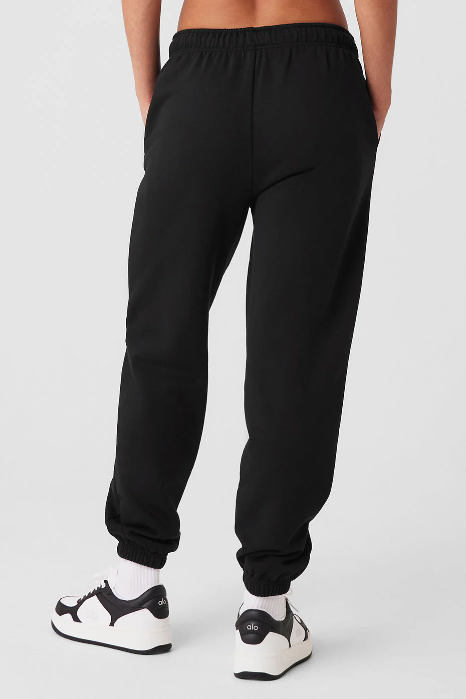 Accolade Sweatpant - Black