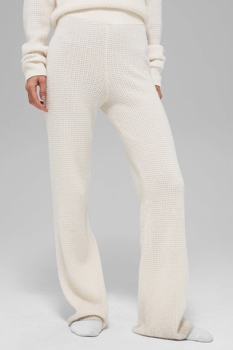 Cashmere High-Waist Plush Waffle Pant - Ivory