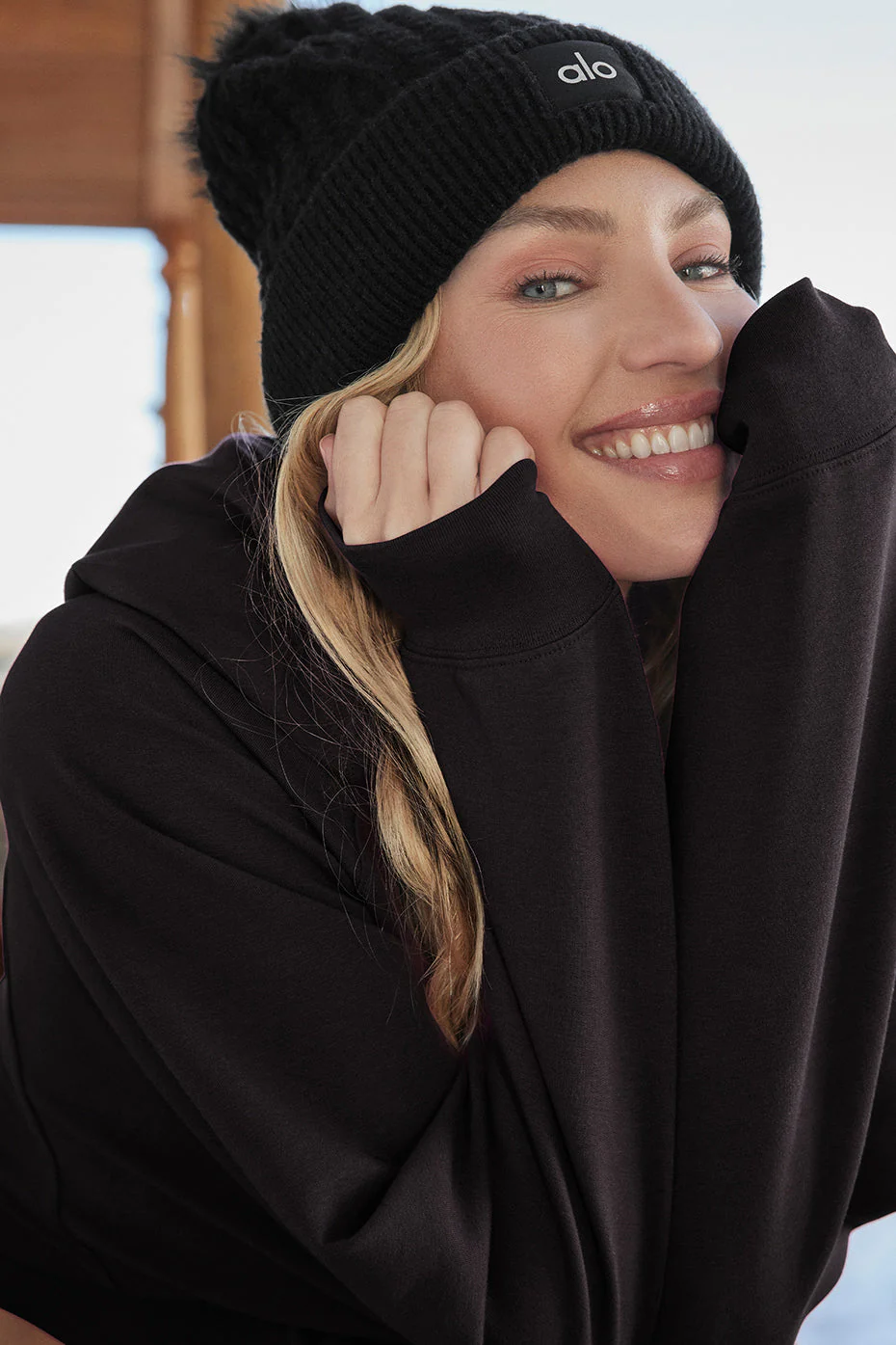 Cable Knit Beanie - Black