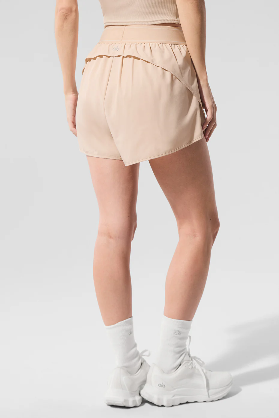 Match Point Short - Macadamia