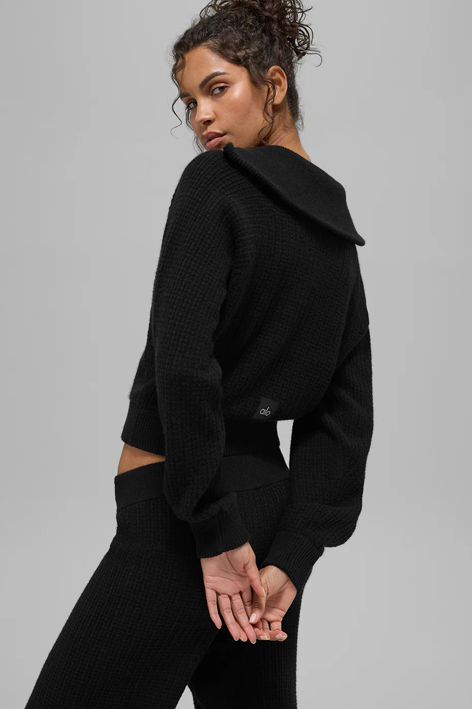 Cashmere Plush Waffle 1/4 Zip Pullover - Black