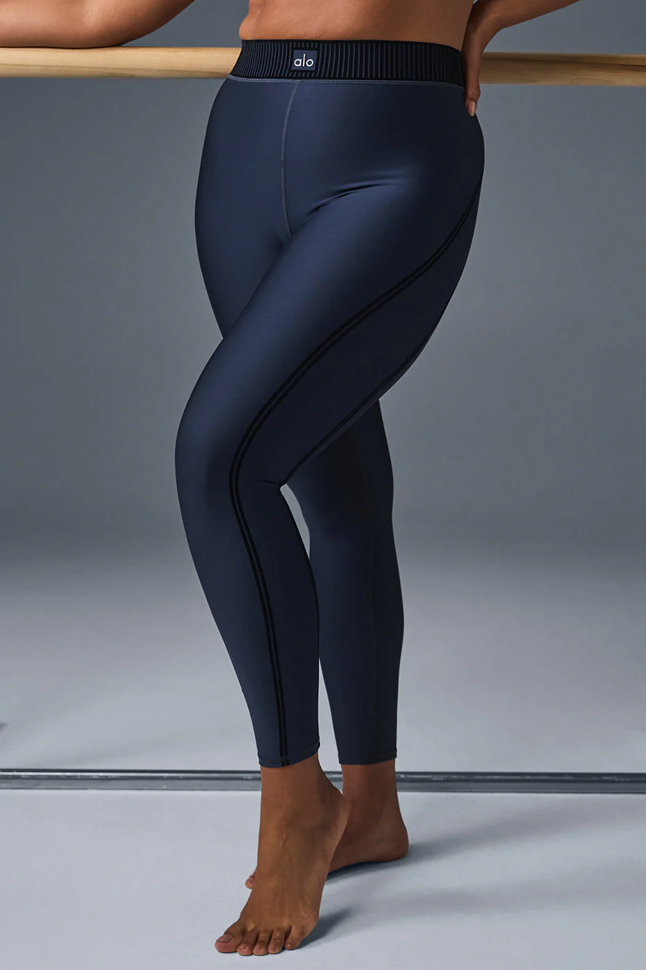 Airlift High-Waist 7/8 Line Up Legging - Navy