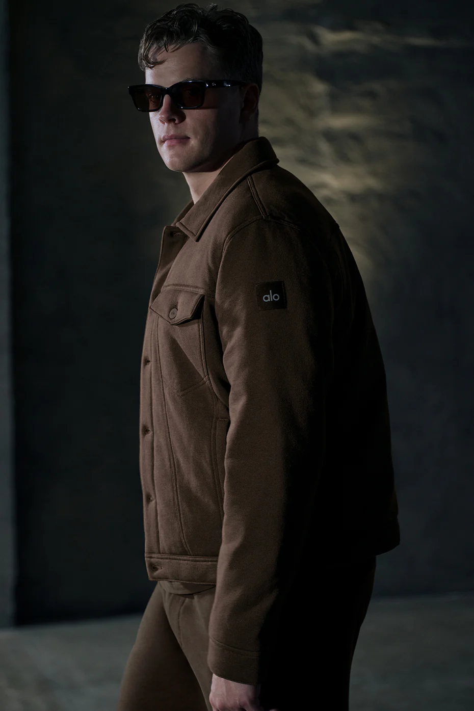 Ease Trucker Jacket - Espresso