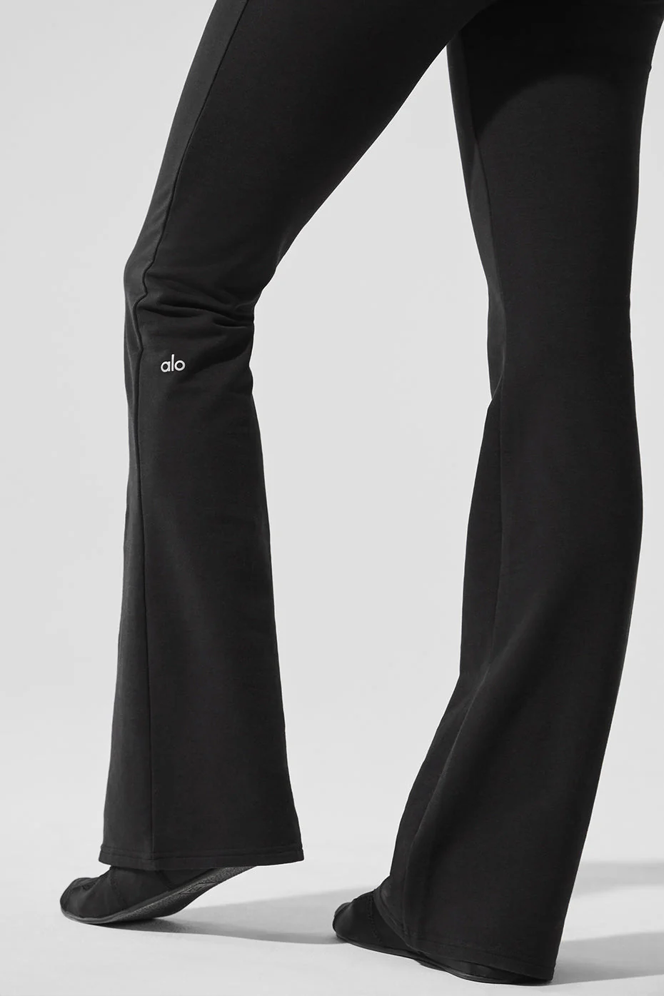 Sway Bootcut Sweatpant - Black