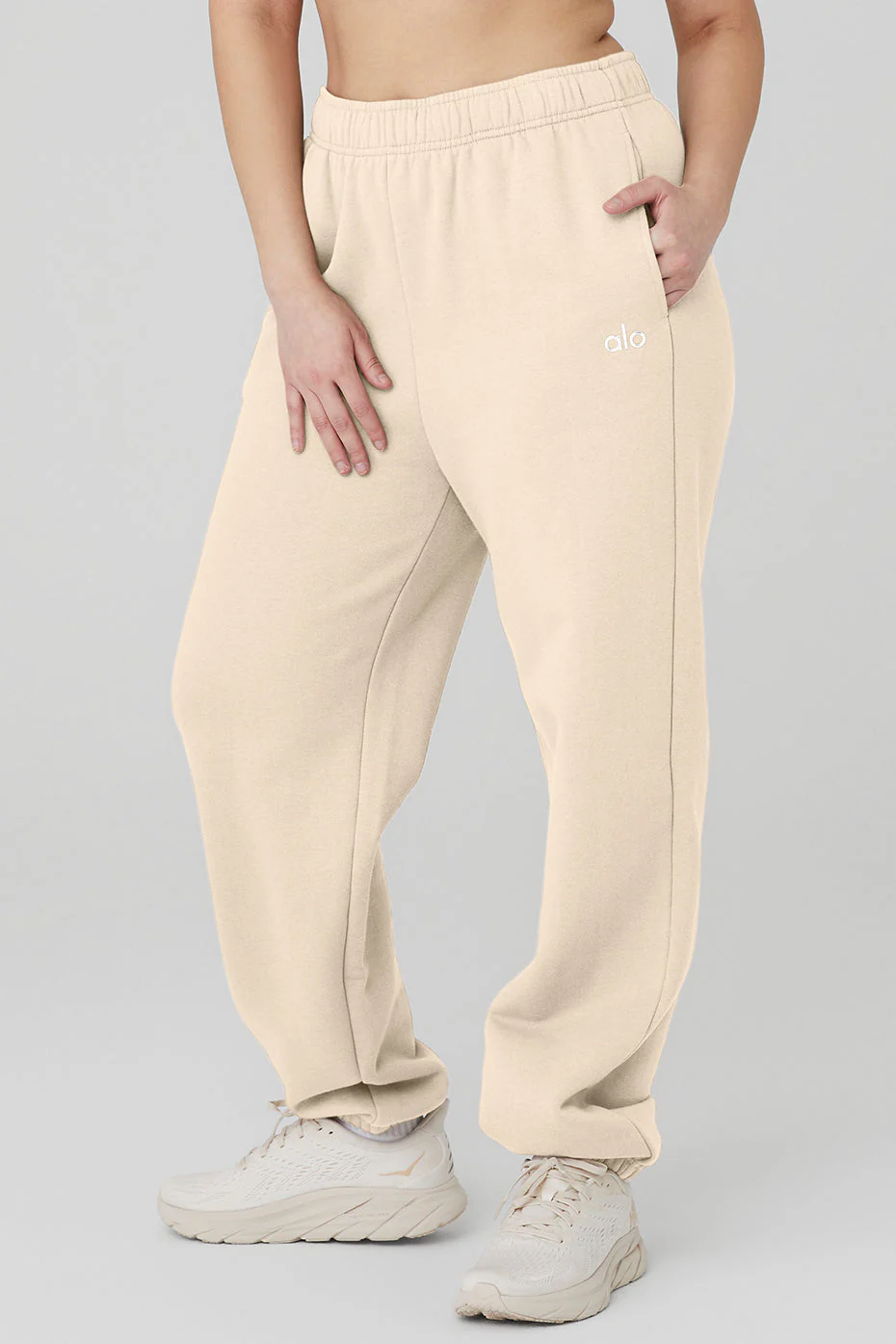Accolade Sweatpant - Macadamia