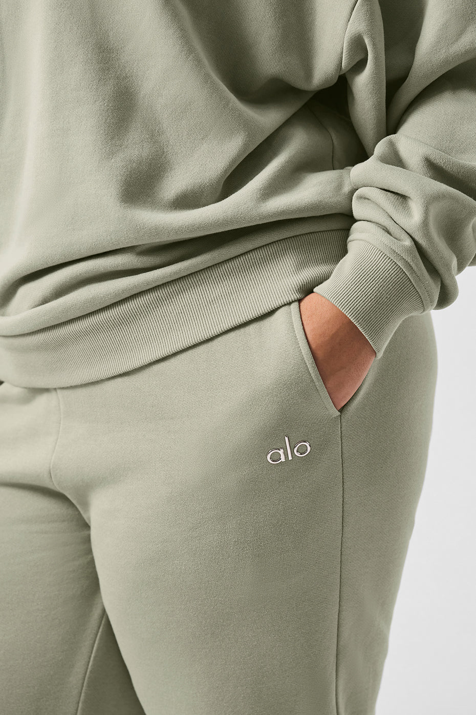 Accolade Sweatpant - Limestone
