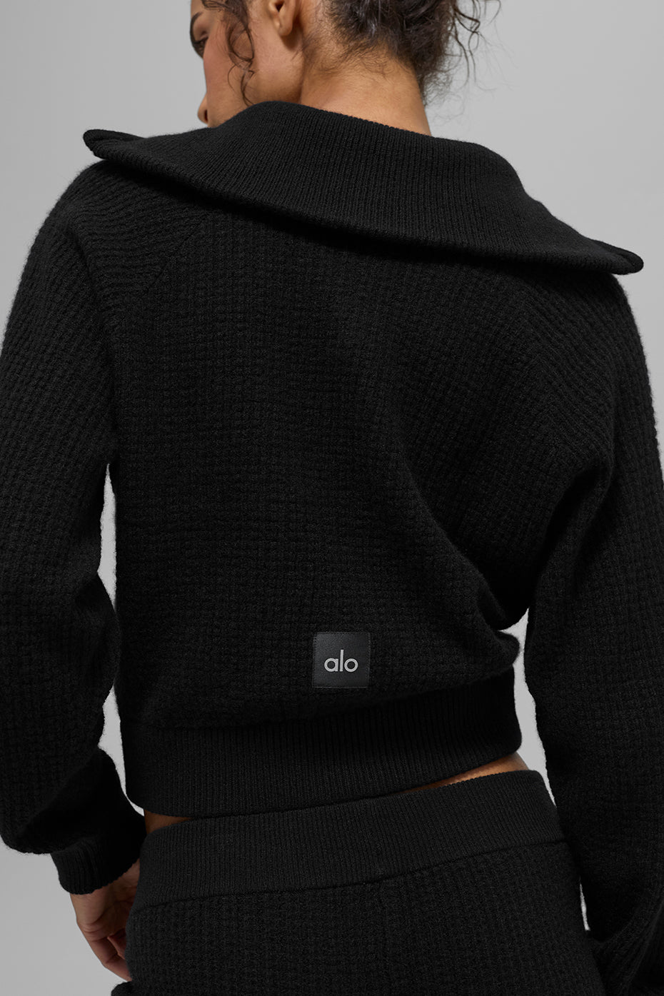 Cashmere Plush Waffle 1/4 Zip Pullover - Black