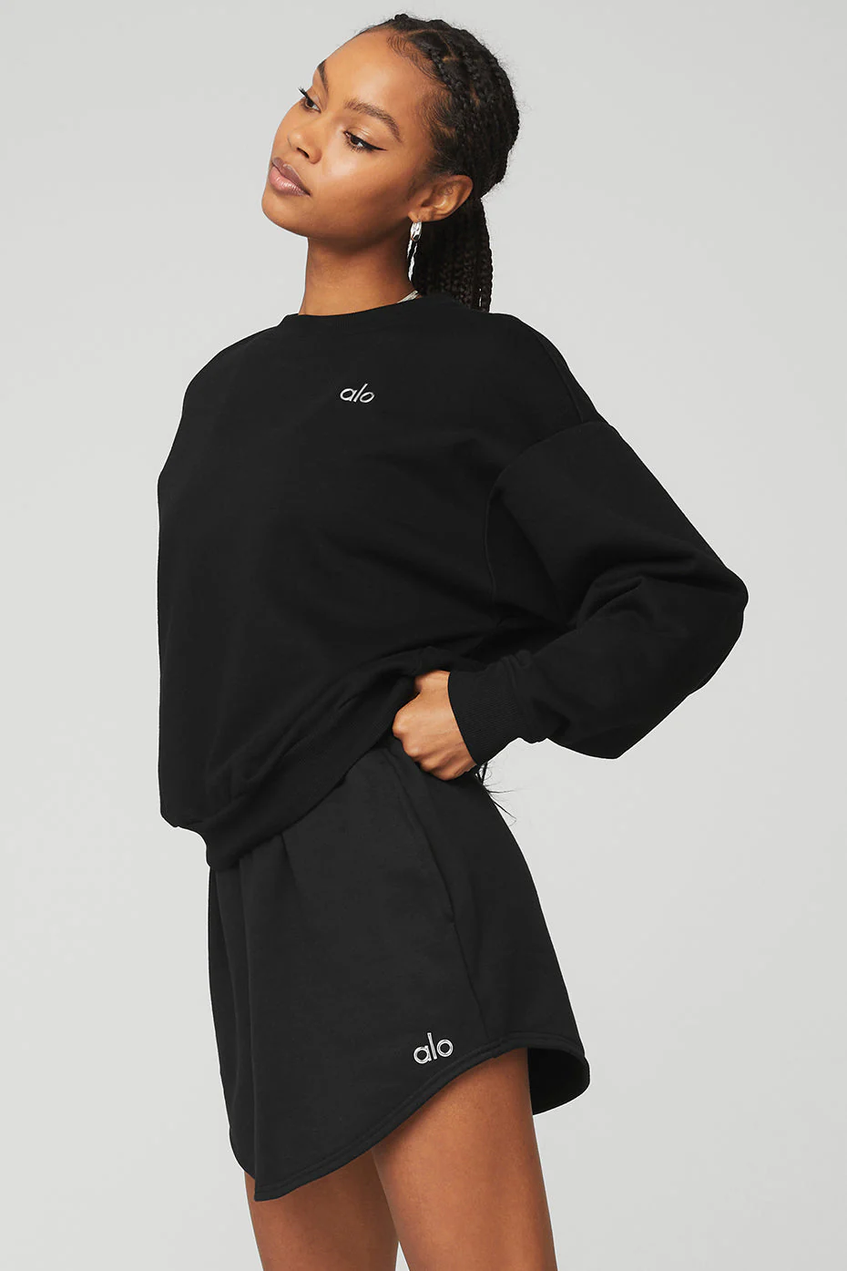 Accolade Crew Neck Pullover - Black