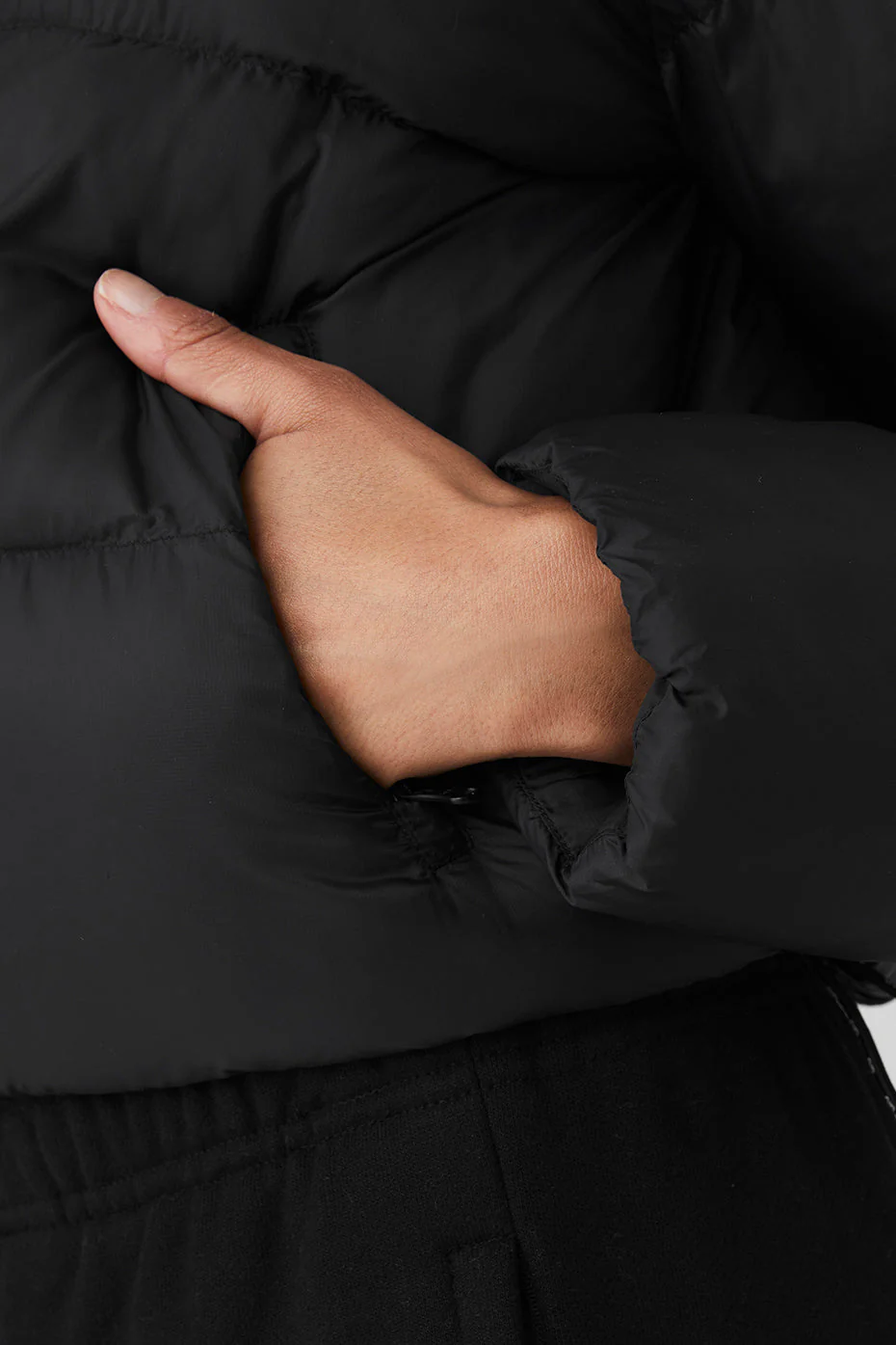 Gold Rush Puffer - Black