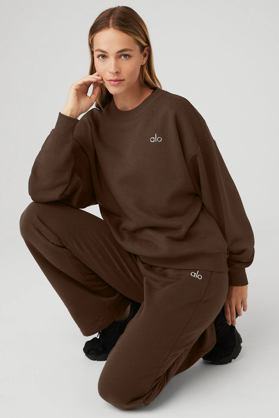 Accolade Crew Neck Pullover - Espresso