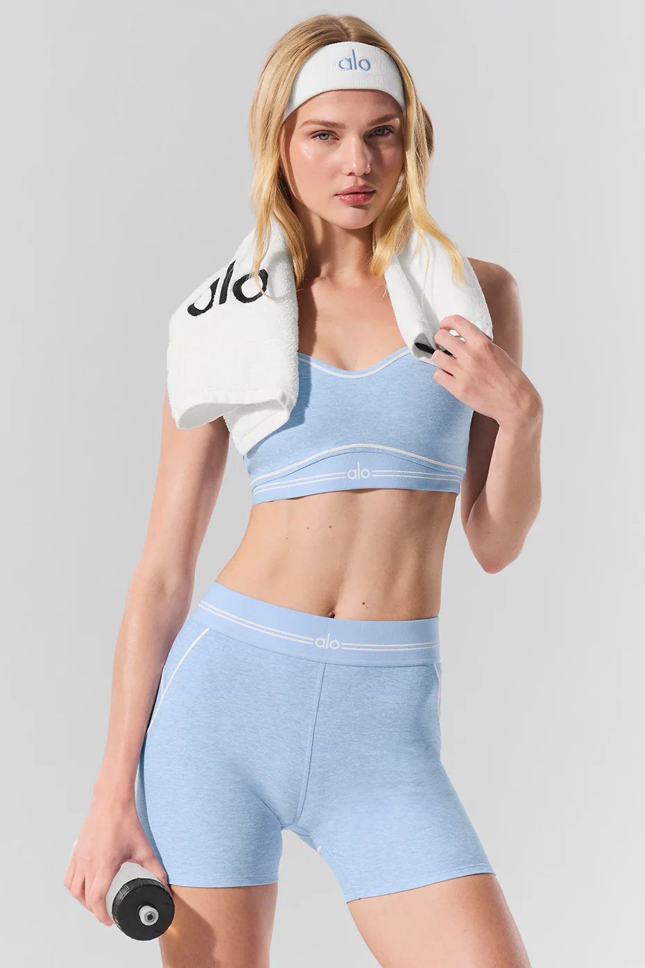 4�� Alosoft High-Waist Heart Throb Short - Seashell Blue Heather/White