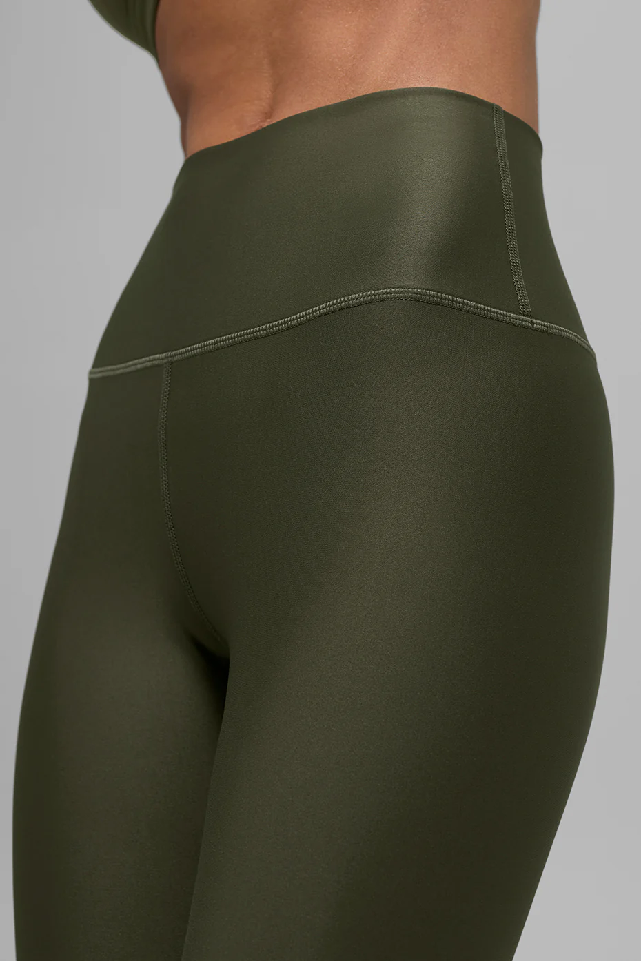 7/8 High-Waist Airlift Legging - Green Olive