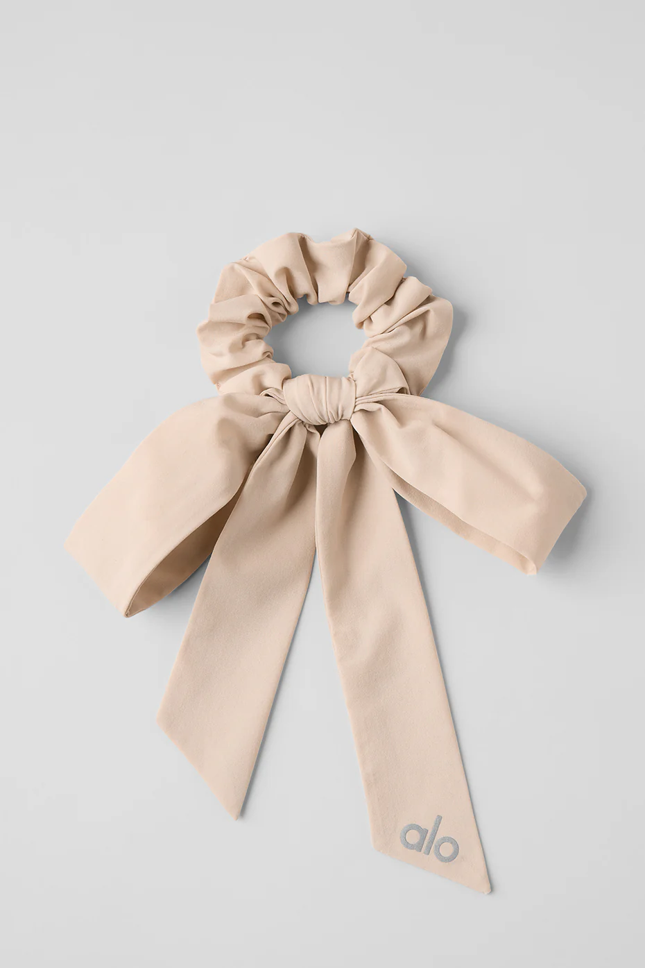 Love Knots Tie Scrunchie - Macadamia