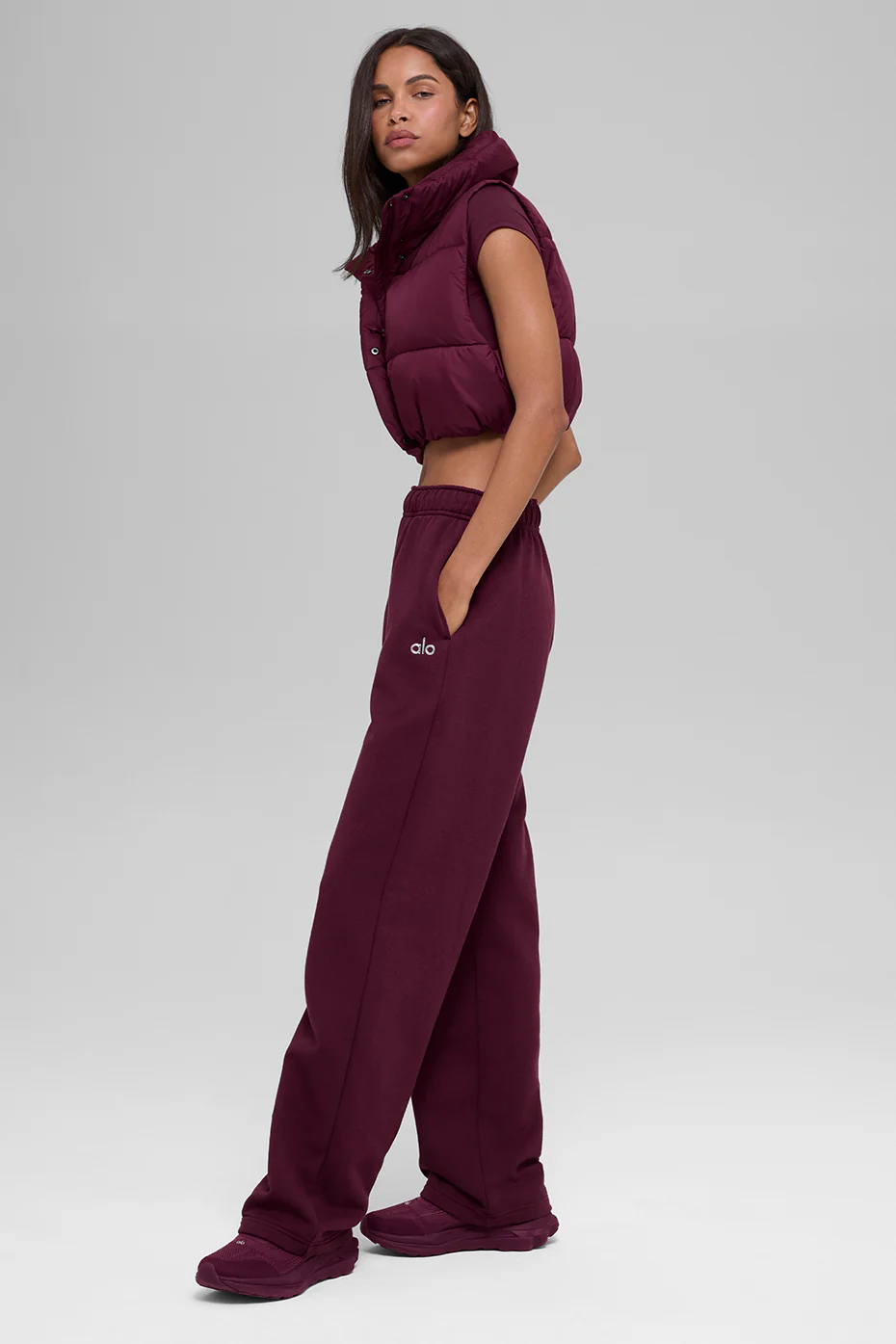 Cropped Gold Rush Puffer Vest - Burgundy