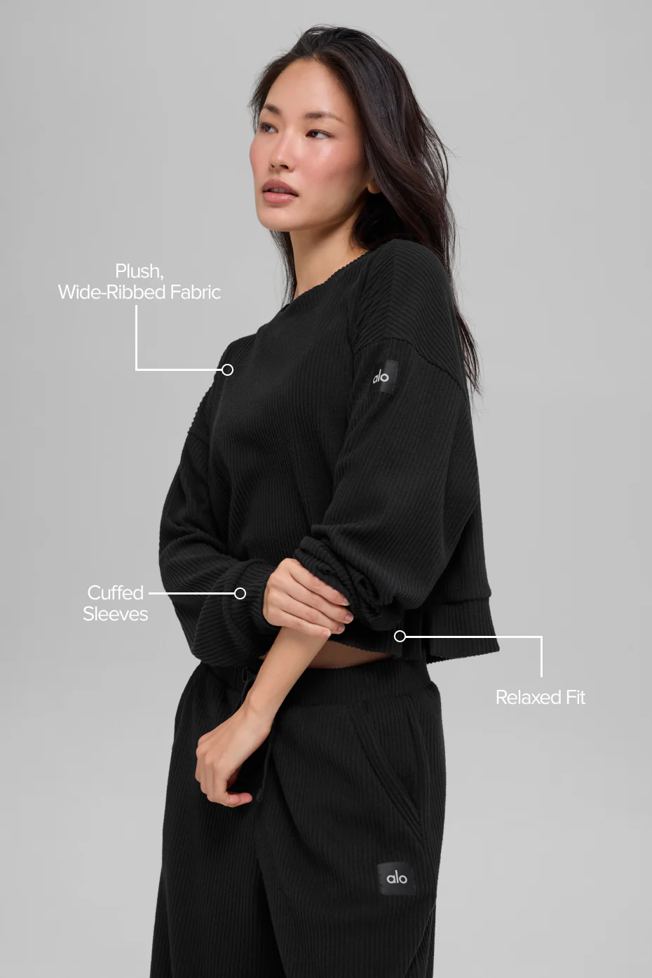 Muse Crew Neck Pullover - Black