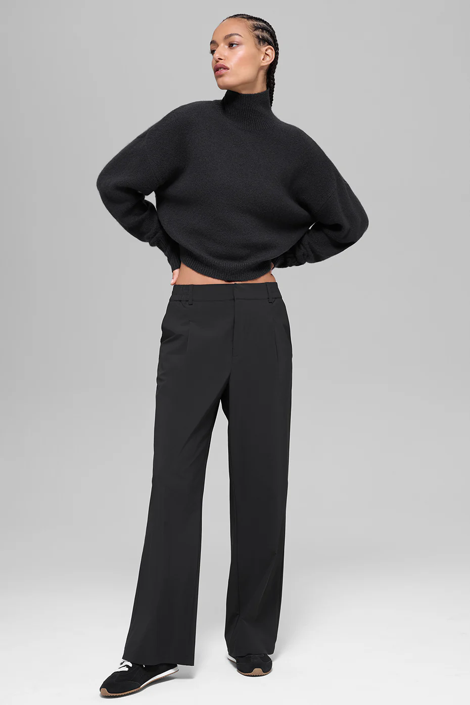 Wool Cashmere Cropped New Class Turtleneck Sweater - Black
