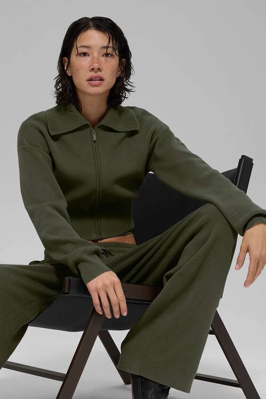 Scholar Knit Cropped Full Zip Jacket - Green Olive