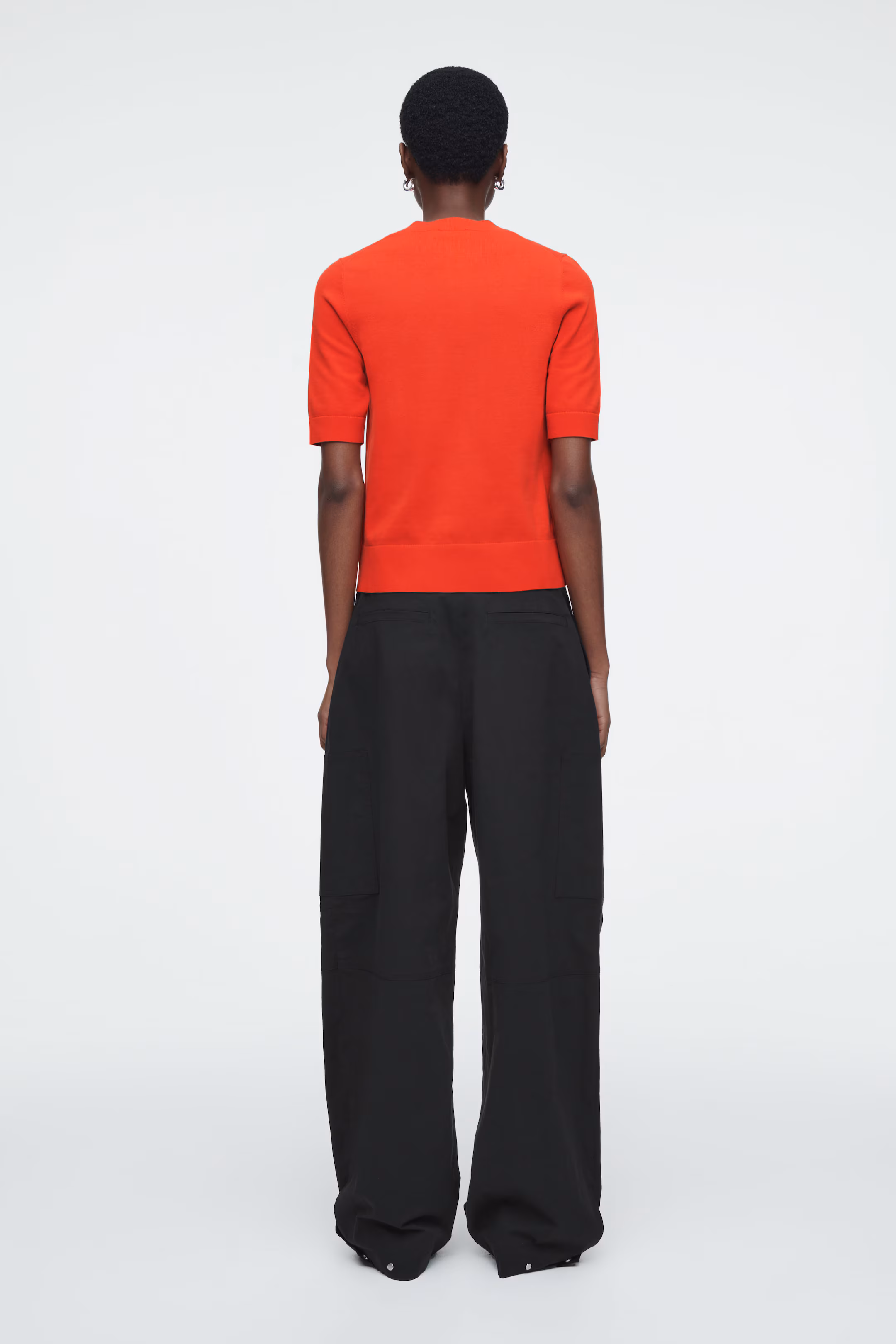 REGULAR KNITTED T-SHIRT