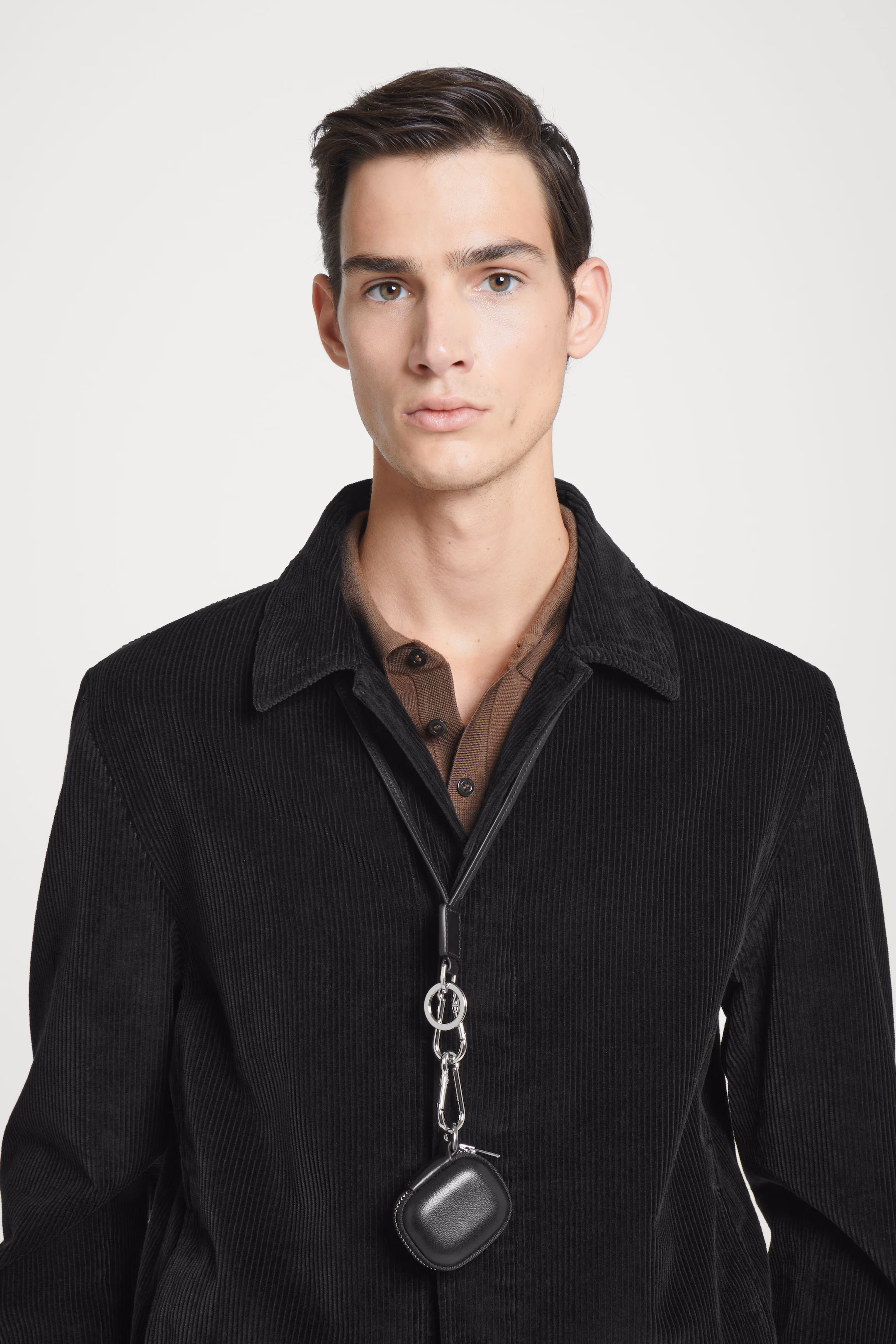 LEATHER AIRPODS CASE