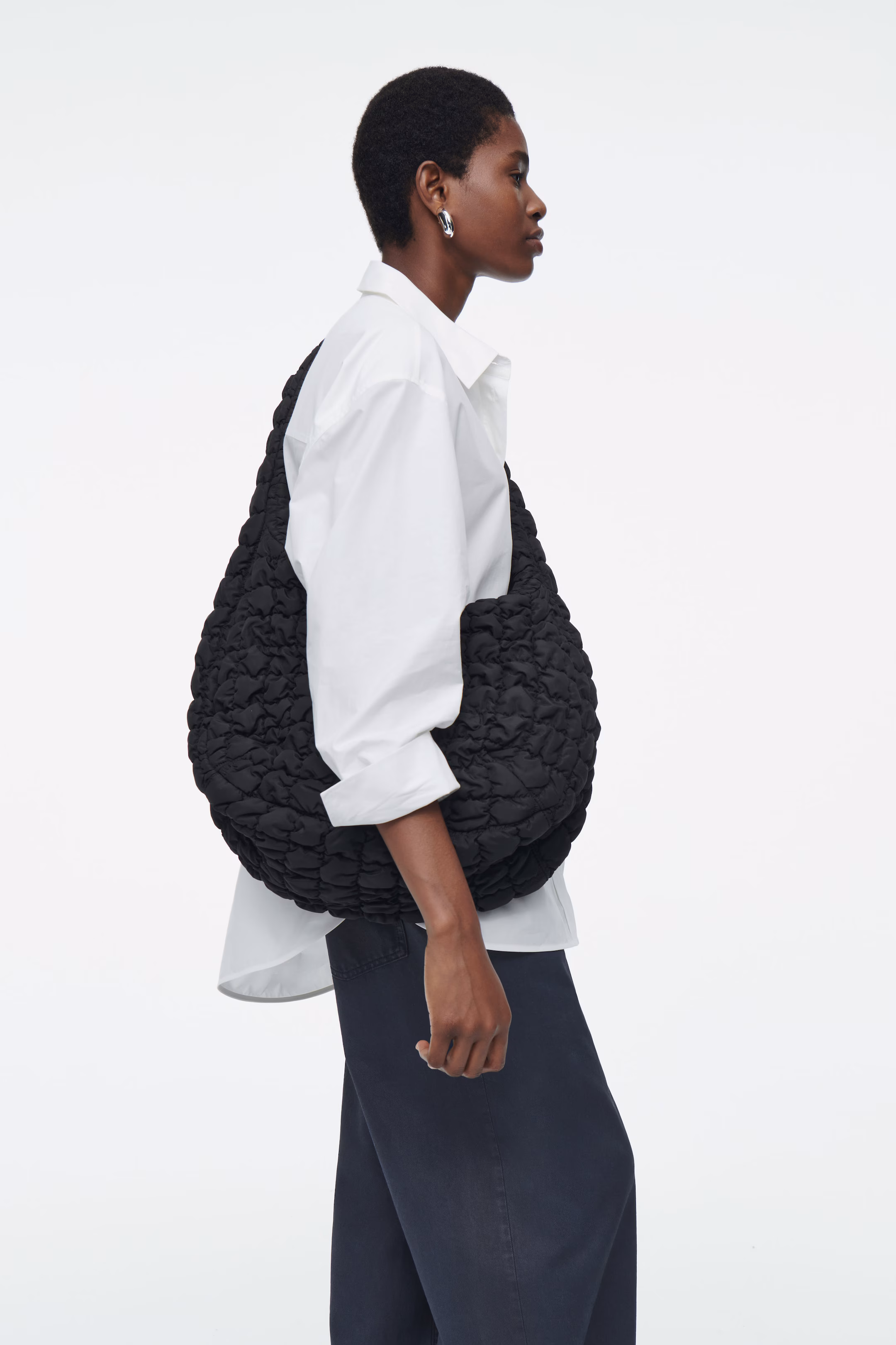 OVERSIZED QUILTED CROSSBODY BAG