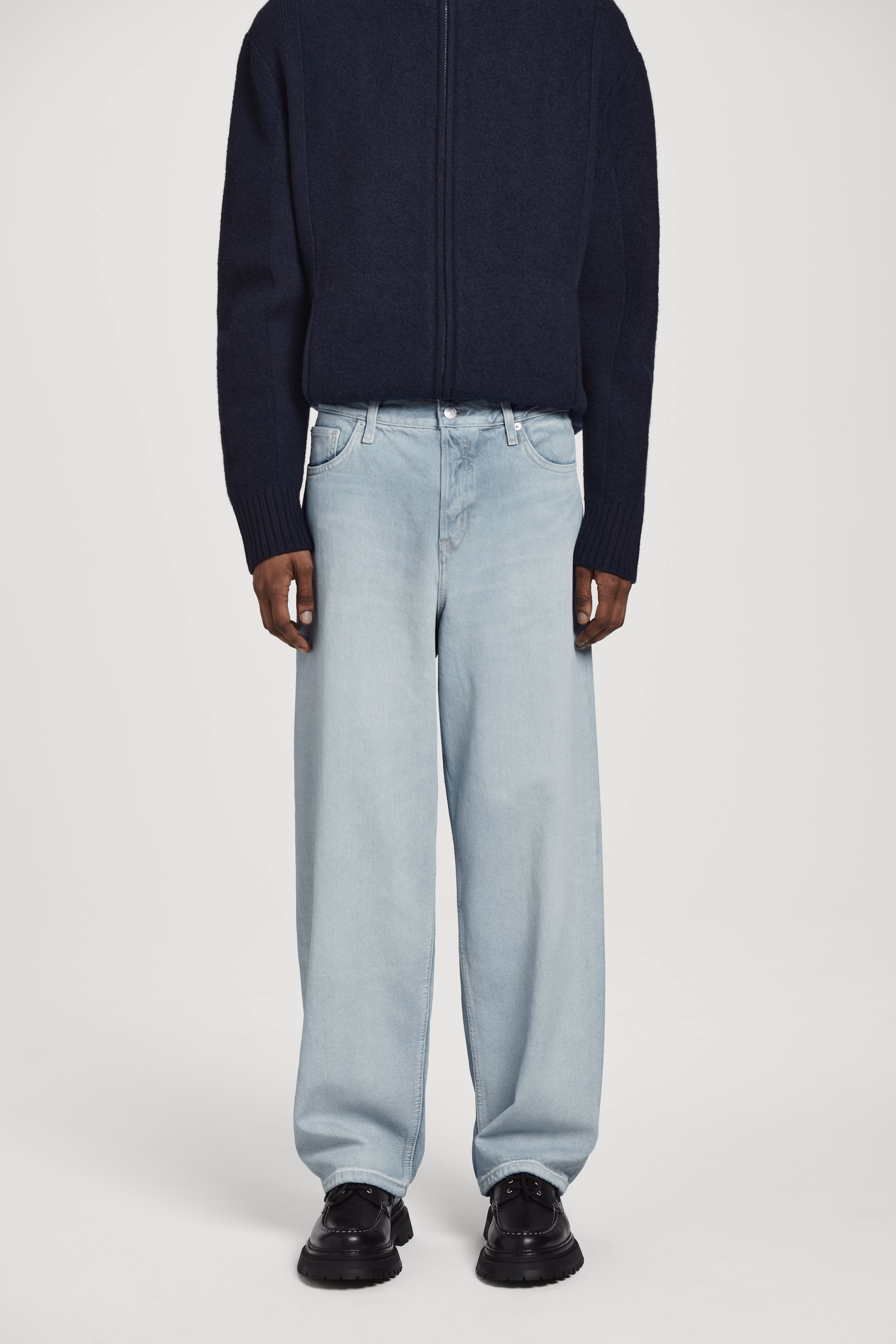 RIDER STRAIGHT-LEG JEANS