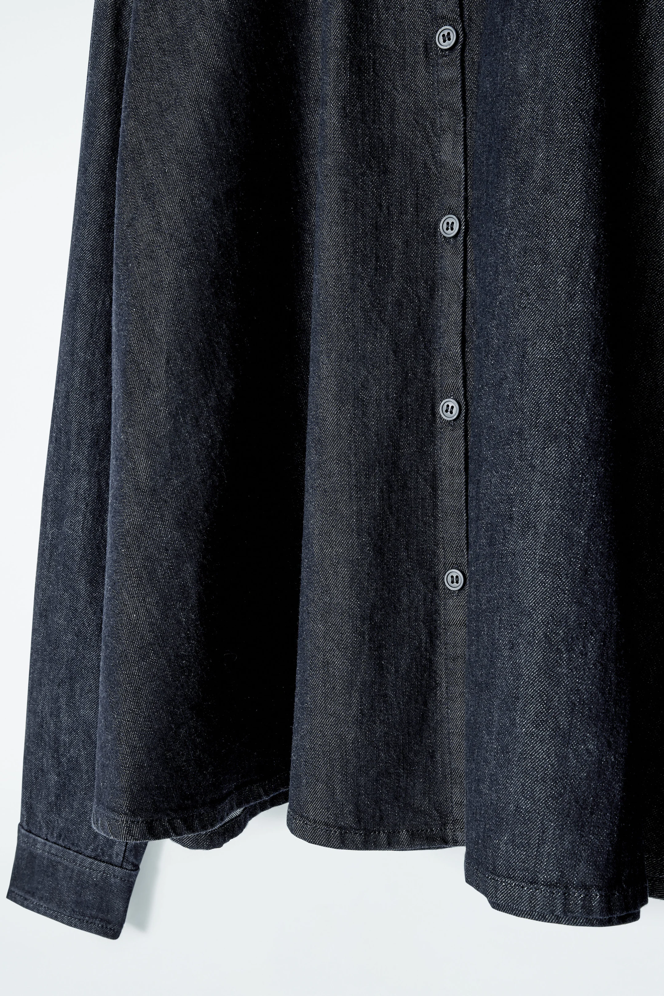 REGULAR FLARED DENIM SHIRT