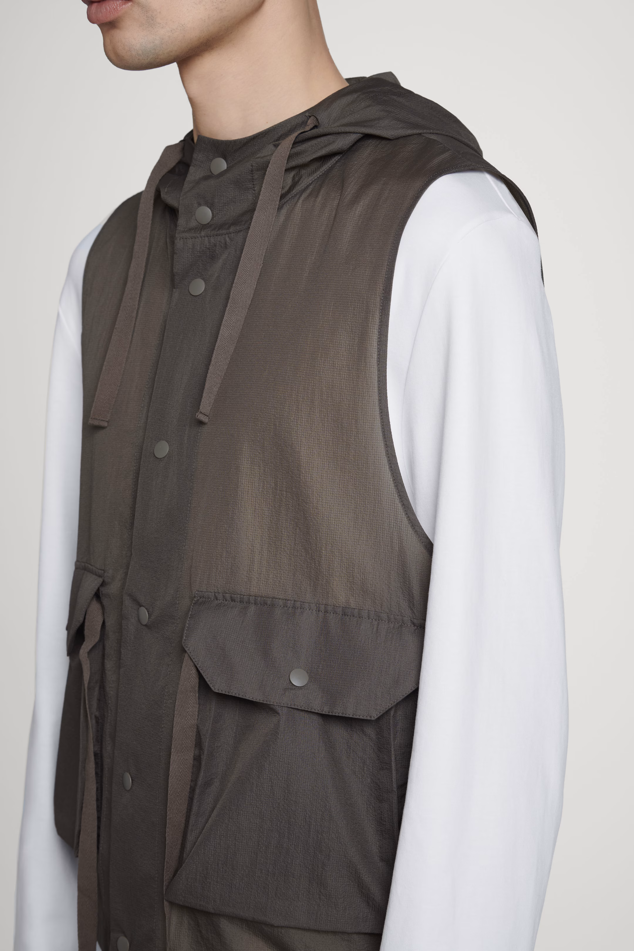 TECHNICAL NYLON HOODED GILET