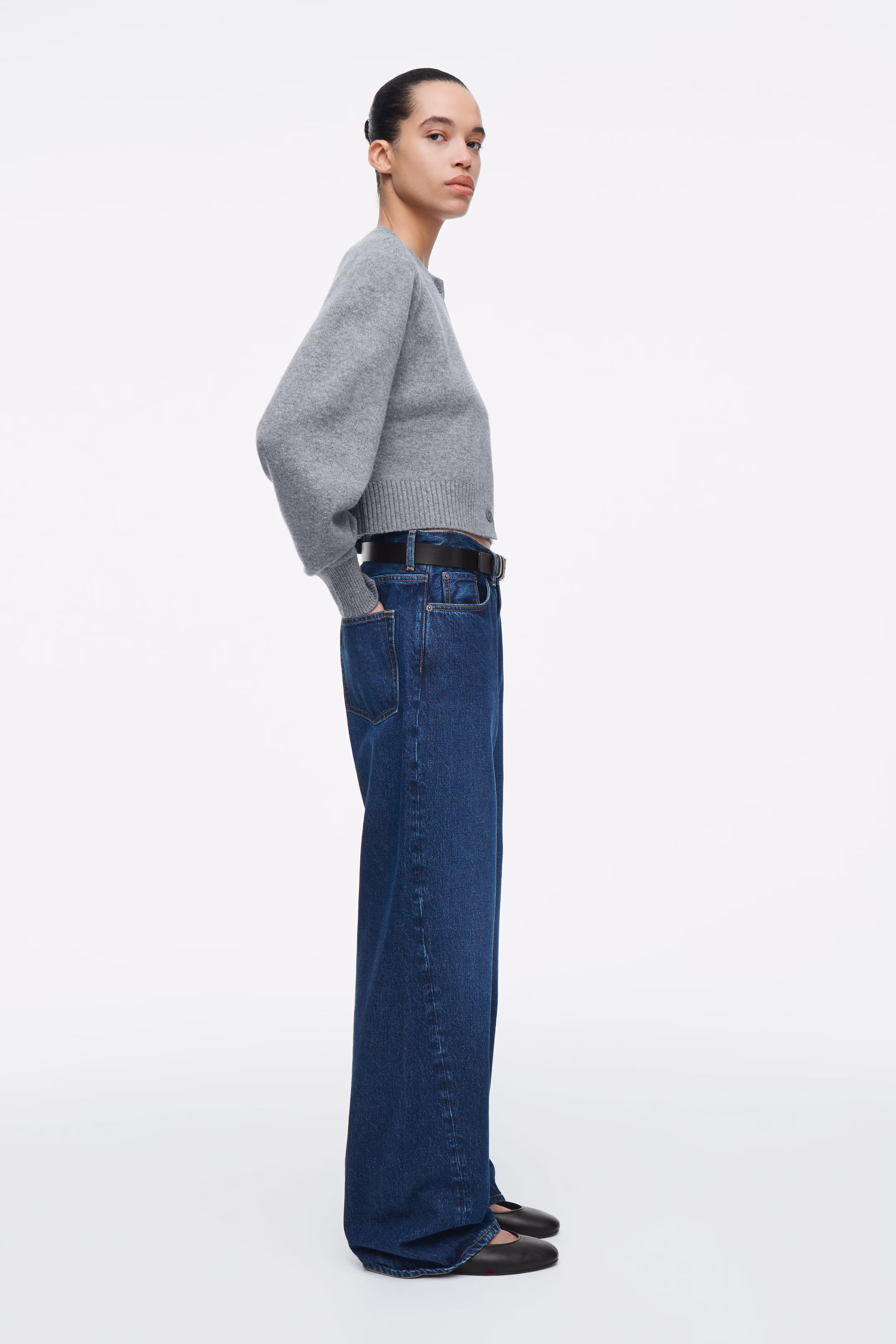 CROPPED WOOL CARDIGAN