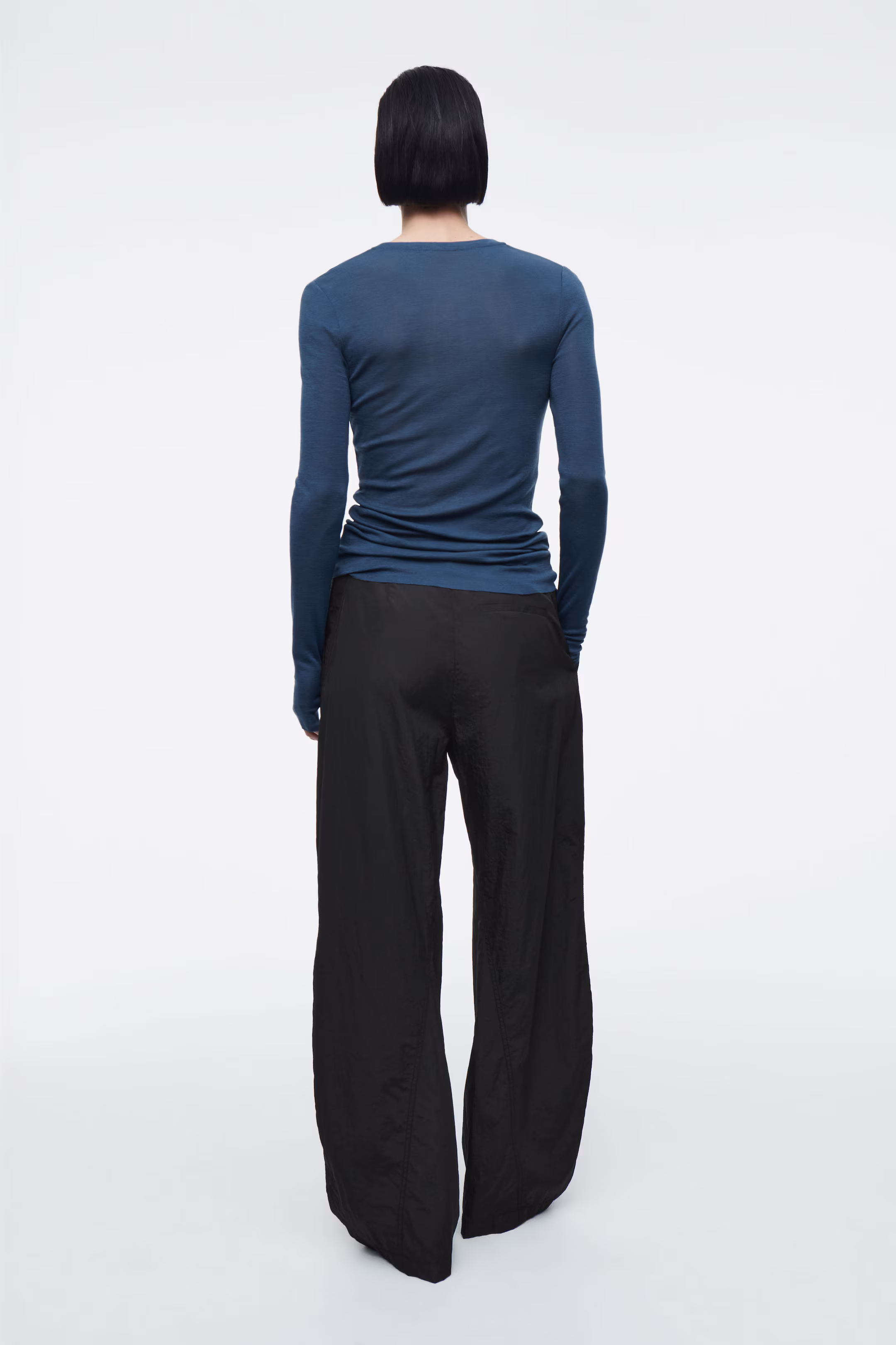 CREW-NECK MERINO WOOL TOP