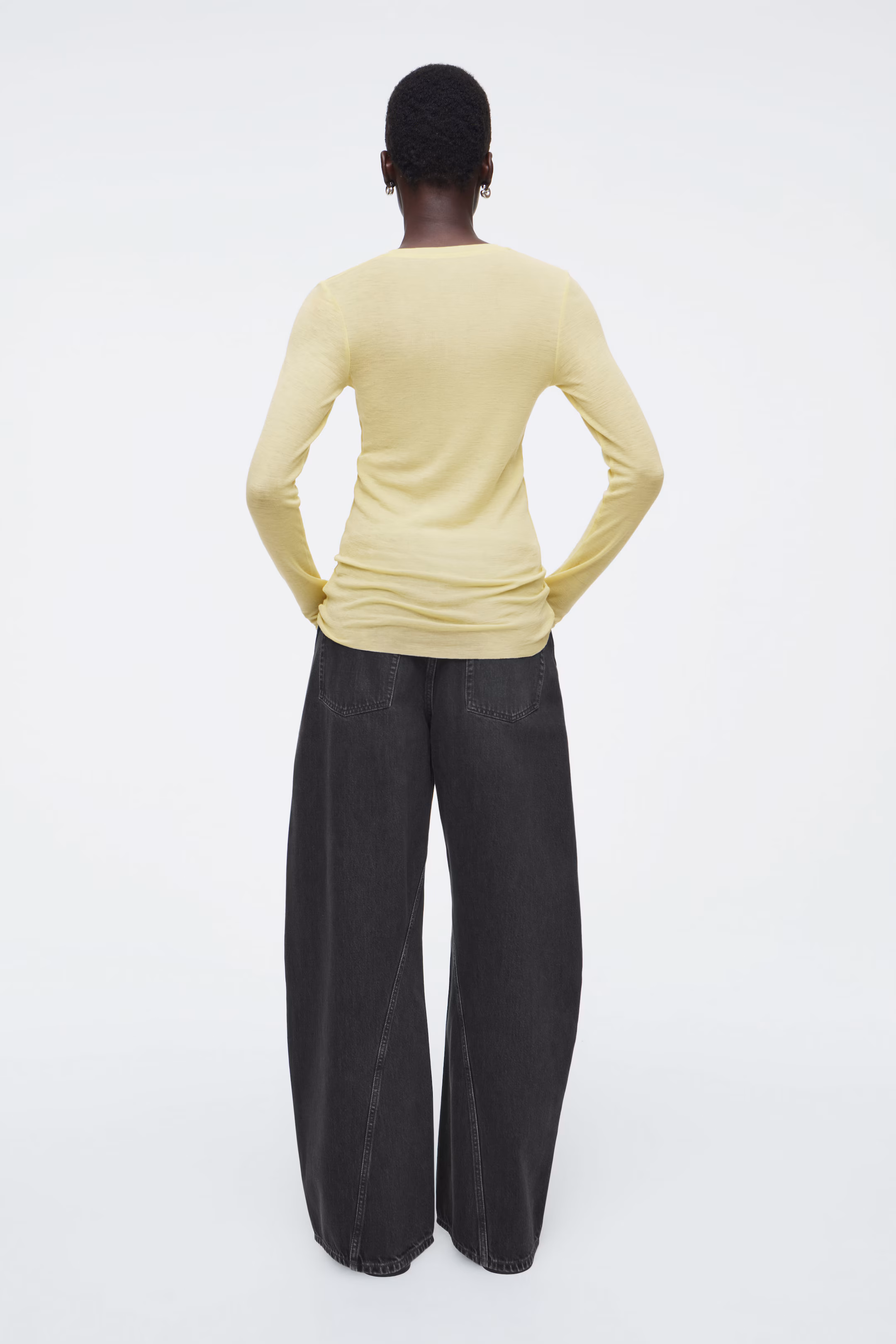 CREW-NECK MERINO WOOL TOP