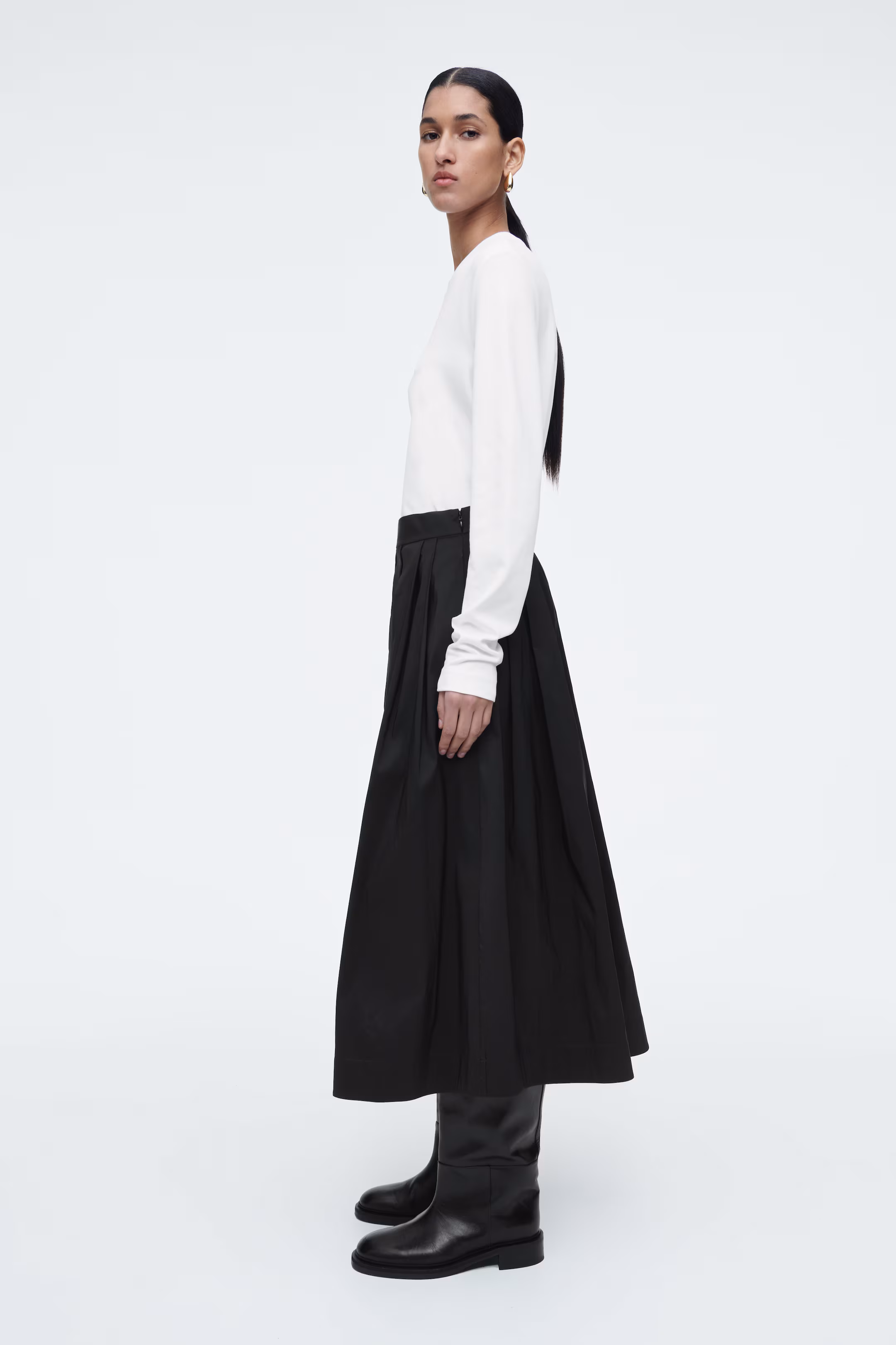 PLEATED A-LINE MIDI SKIRT