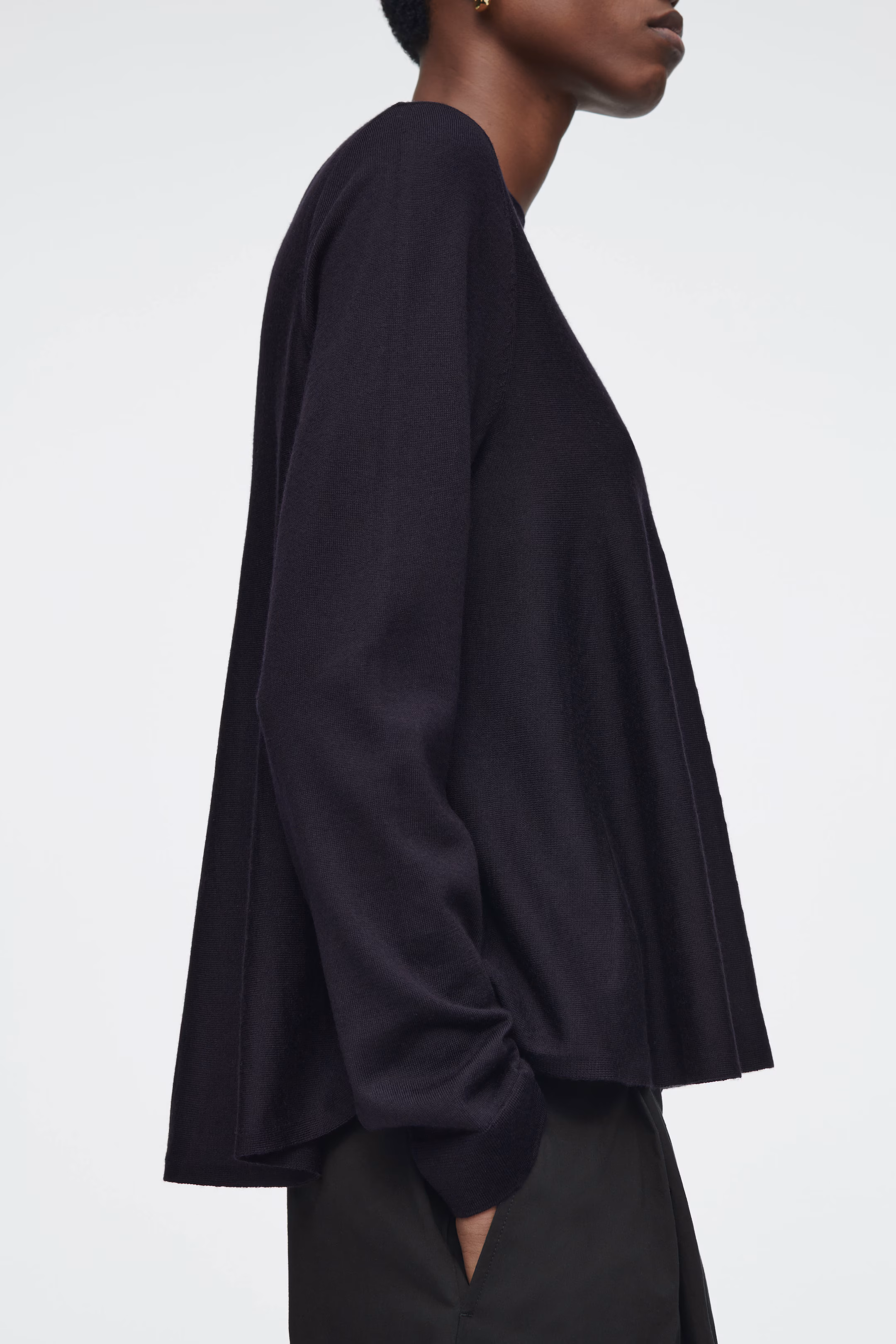 TRAPEZE MERINO WOOL JUMPER